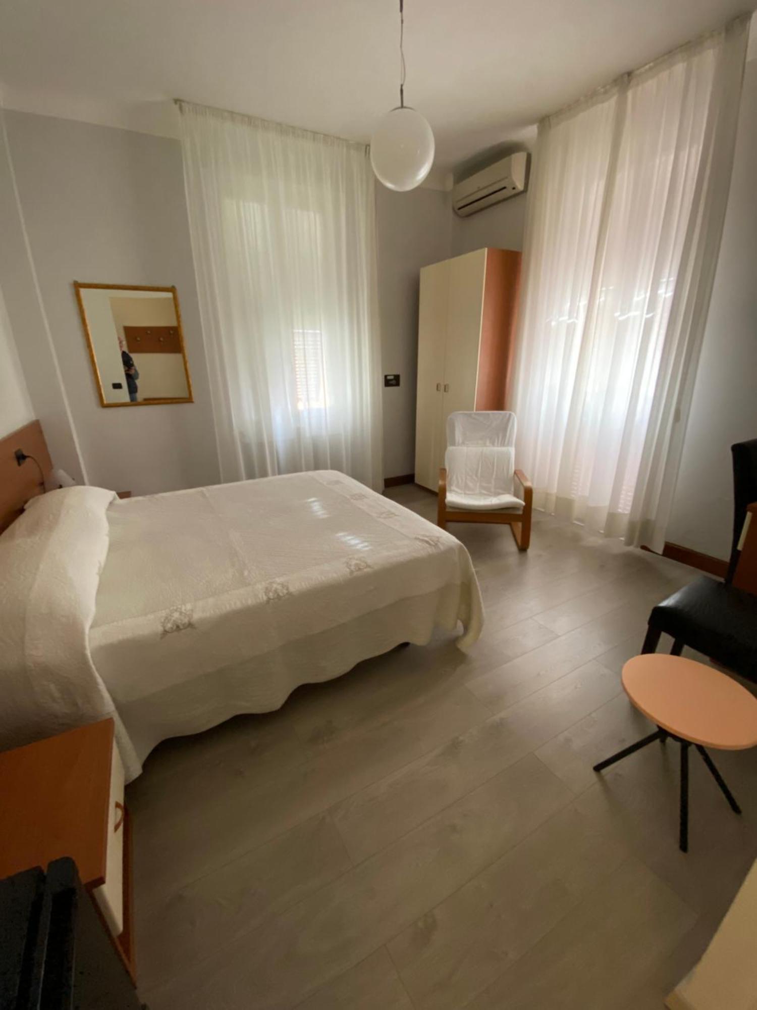 Hotel Fiorenza & Banksia Meuble Alassio Eksteriør bilde