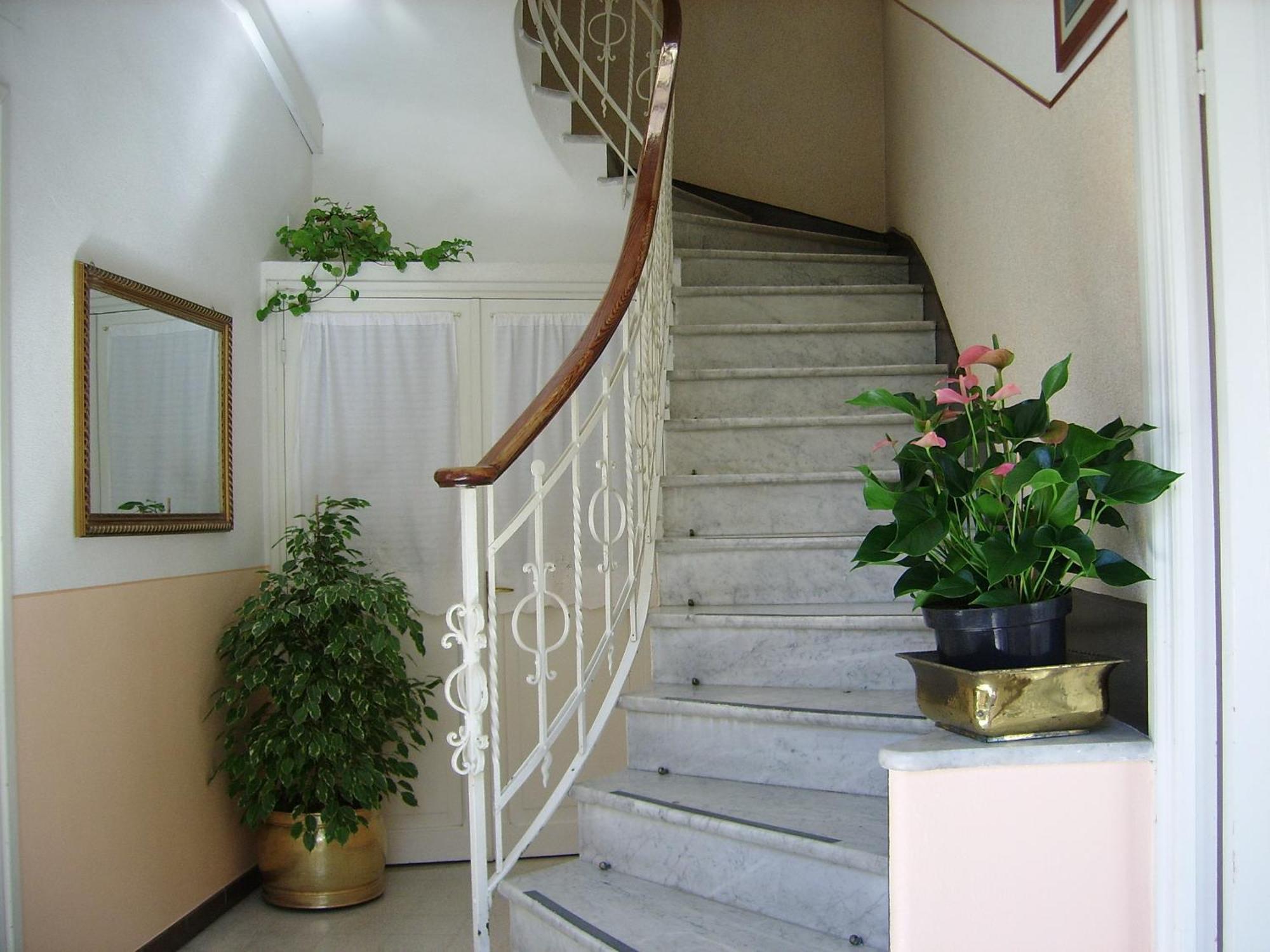 Hotel Fiorenza & Banksia Meuble Alassio Eksteriør bilde