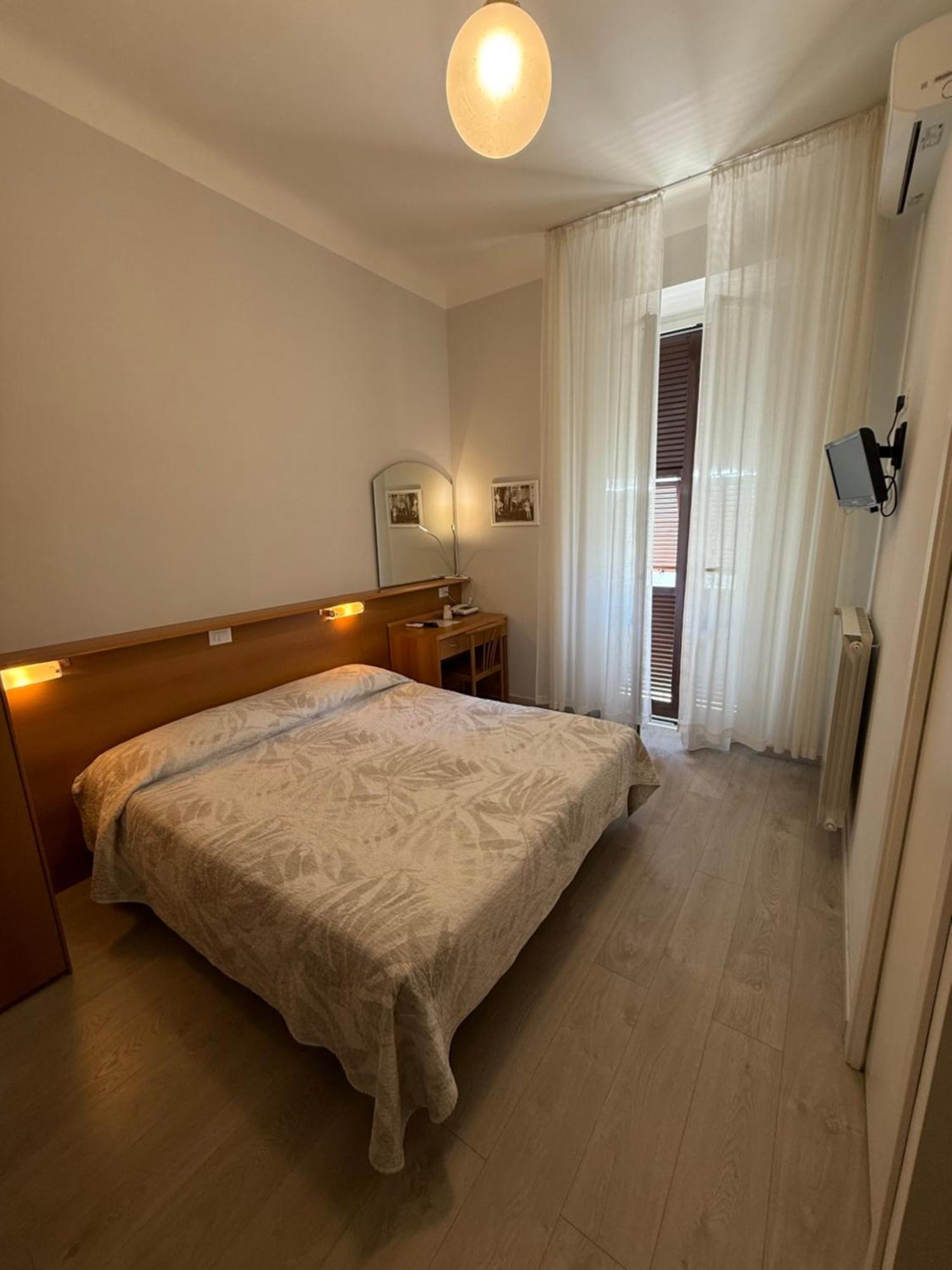 Hotel Fiorenza & Banksia Meuble Alassio Eksteriør bilde
